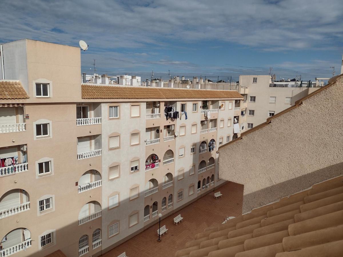 Sunny Appartment With Pool Torrevieja Center Ngoại thất bức ảnh